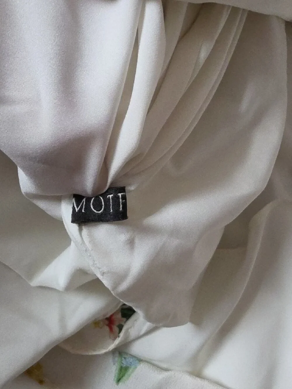 MOTF cream halter
